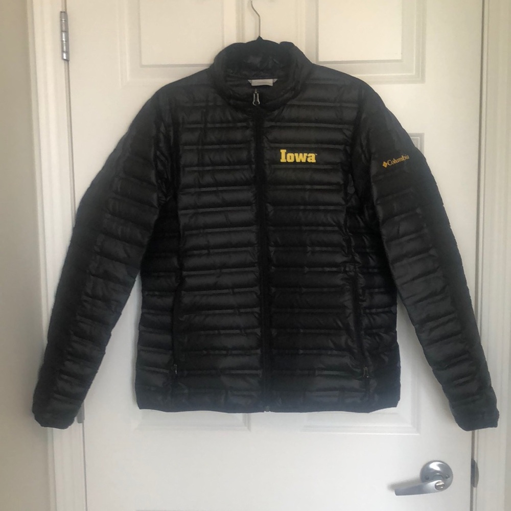 Columbia Iowa Puffy Coat💛🖤💛🖤💛